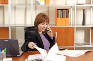 Péče o zákazníky po telefonu: Jak pomocí telefonu udržet spokojenost zákazníků a zamezit jejich odchodu ke konkurenci